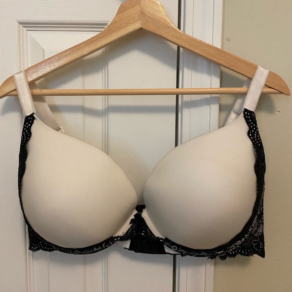 Torrid plunge push-up bra - white & black 40DDD